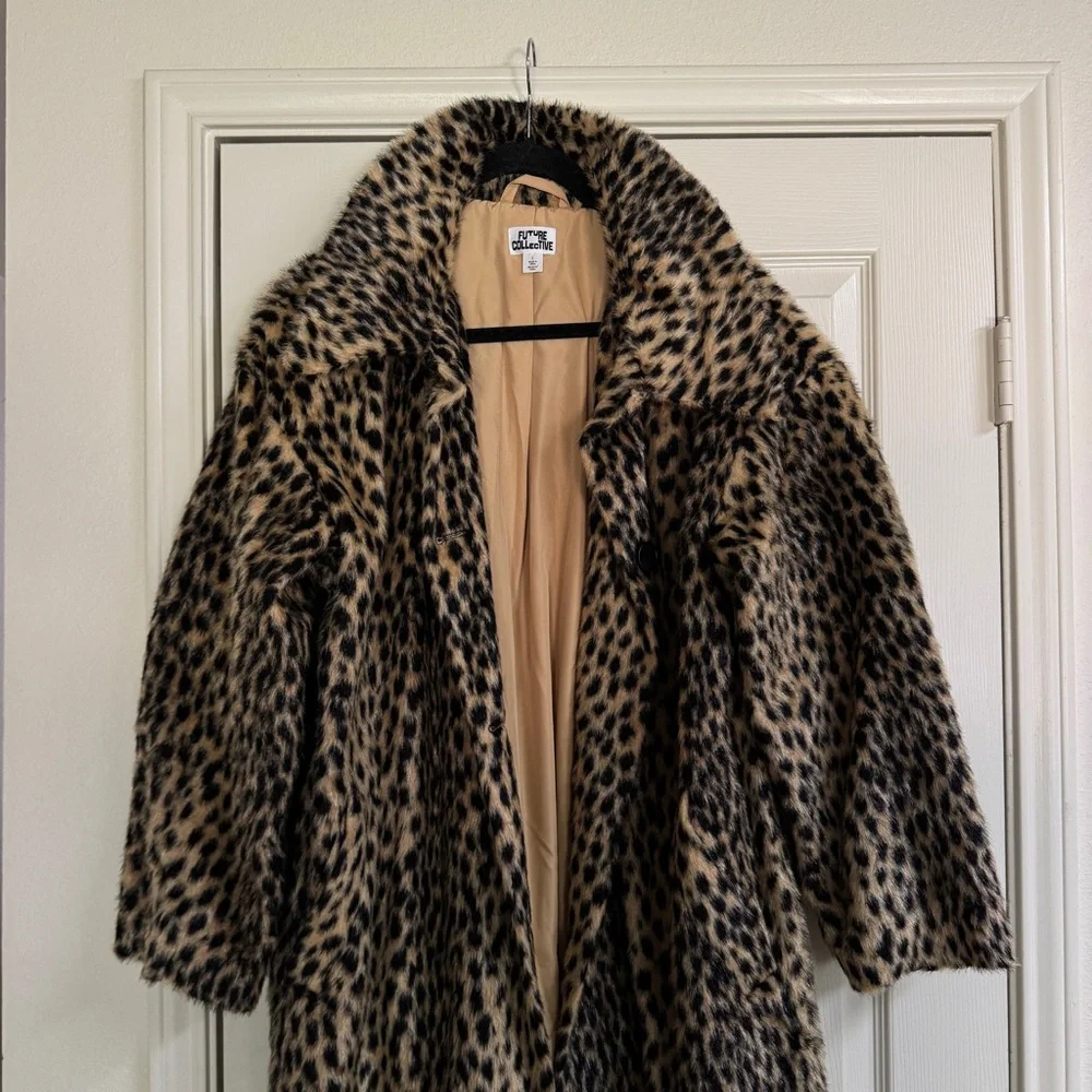 target faux fur leopard coat - future collective - Picture 2 of 4